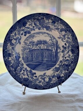Wedgwood Harvard Plate